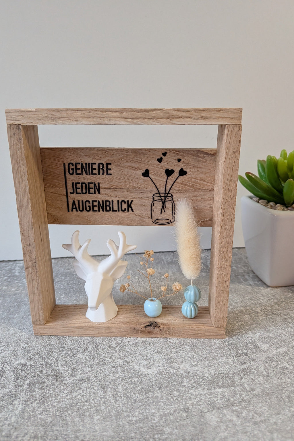Holzrahmen-Ensemble „Augenblick“ – Hirsch-Design & Trockenblumen-Zauber