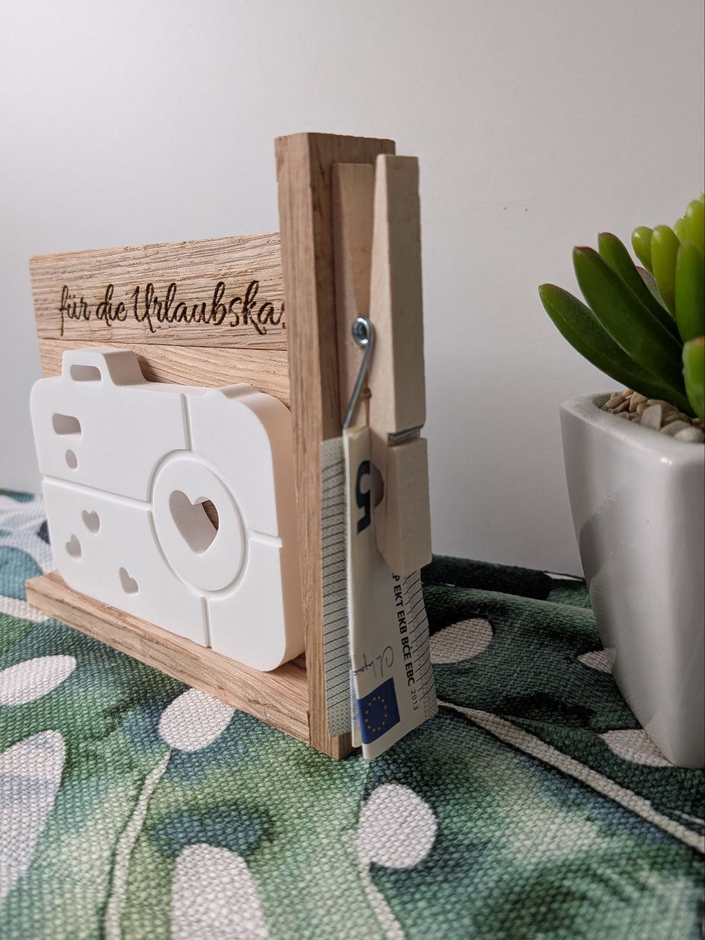 Stylische Geldgeschenk-Verpackung „Urlaubskasse“ – Kamera-Edition