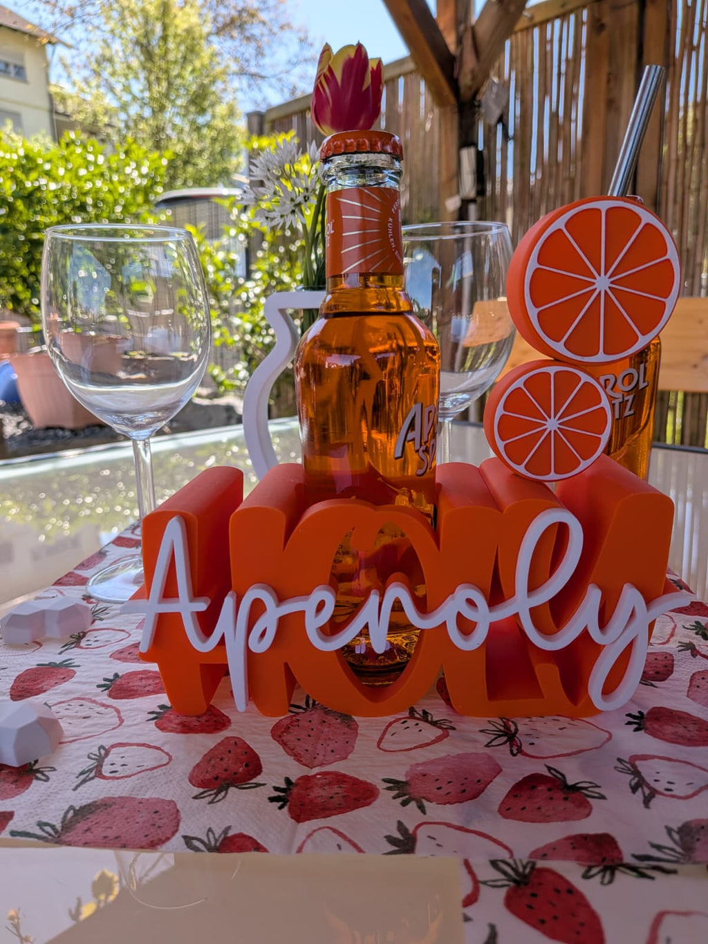 „Aperoly“ Flaschenhalter – Das Must-Have für Deinen Holy Aperoly – Inkl. Deko-Set