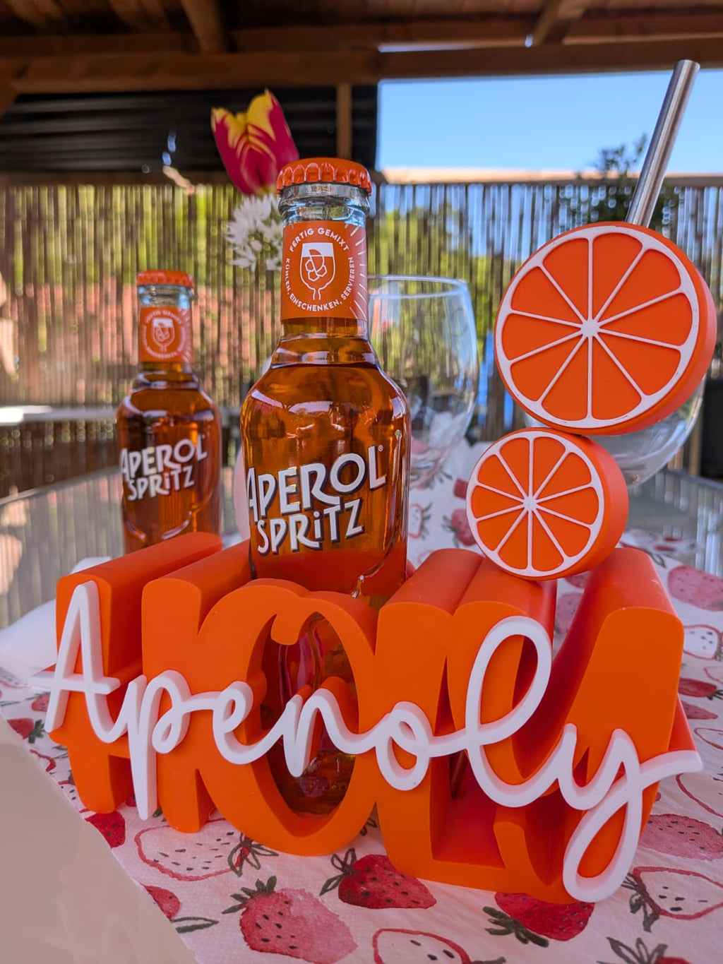 „Aperoly“ Flaschenhalter – Das Must-Have für Deinen Holy Aperoly – Inkl. Deko-Set